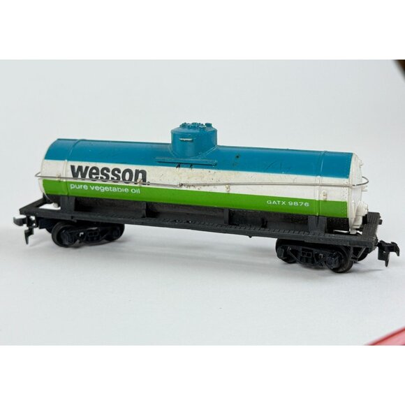 Vintage HO Scale Train Cars Mixed Set With Cabooses Broken Roof Detail - Picture 10 of 11